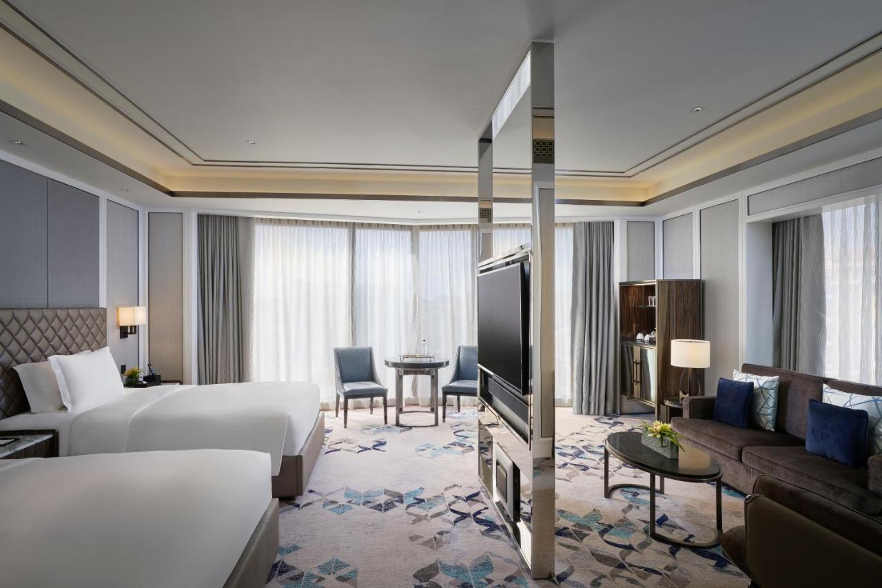 Hotel Okura Manila At Newport World 5*